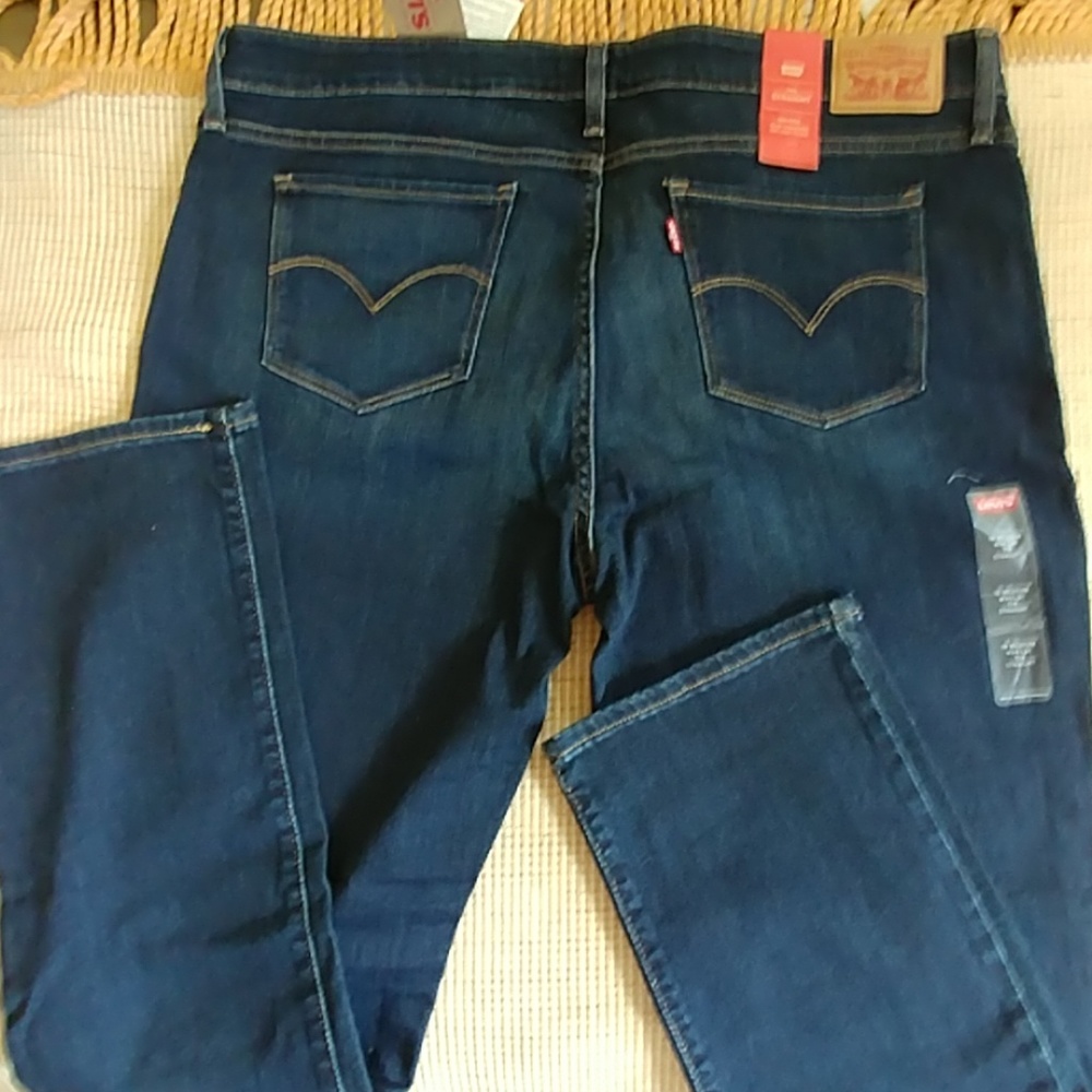 Levi's 714 straight